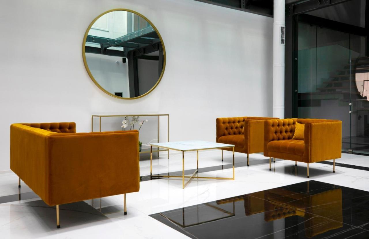Aparthotel Azzoli - Apartments&skypool - Adults Only 4*