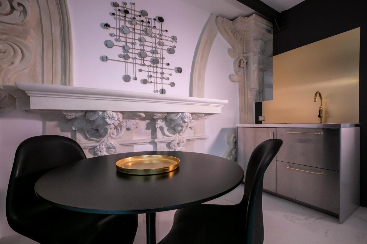 Aparthotel Azzoli - Apartments&skypool - Adults Only Trapani
